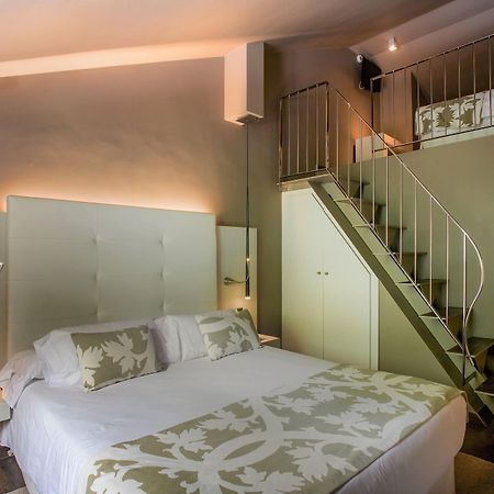 Xalet Bringue Hotel เอลเซอร์รัท ภายนอก รูปภาพ
