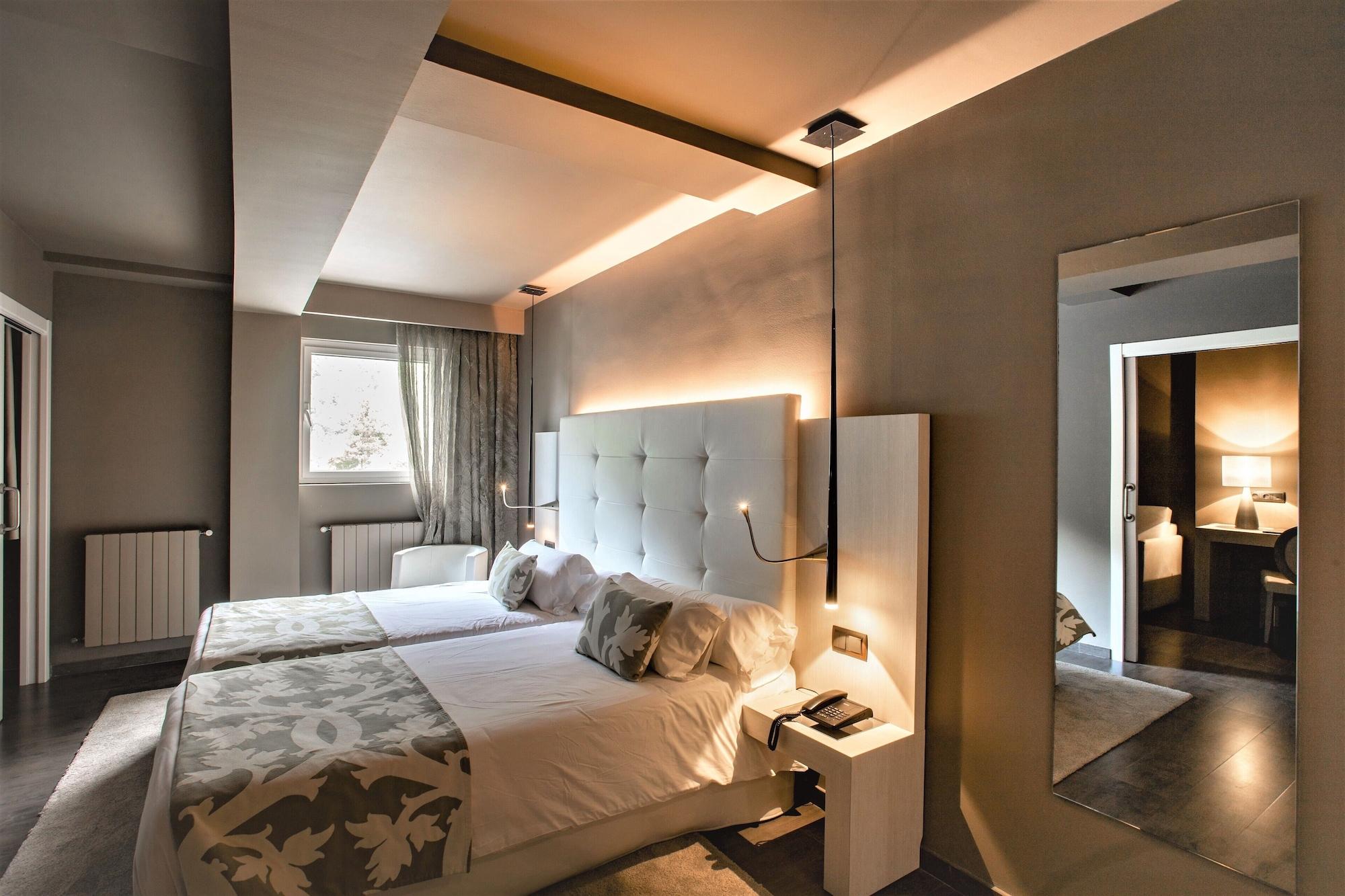 Xalet Bringue Hotel เอลเซอร์รัท ภายนอก รูปภาพ