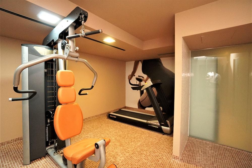Xalet Bringue Hotel เอลเซอร์รัท ภายนอก รูปภาพ