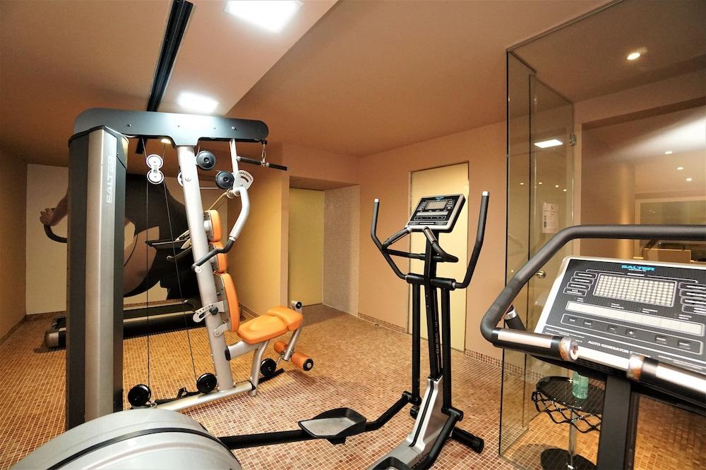 Xalet Bringue Hotel เอลเซอร์รัท ภายนอก รูปภาพ