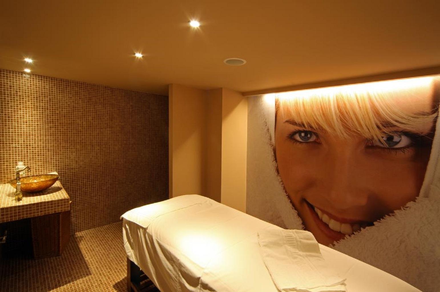 Xalet Bringue Hotel เอลเซอร์รัท ภายนอก รูปภาพ
