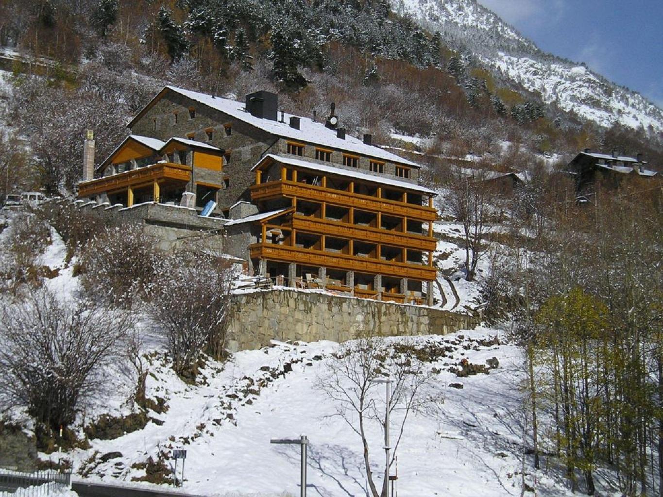 Xalet Bringue Hotel เอลเซอร์รัท ภายนอก รูปภาพ