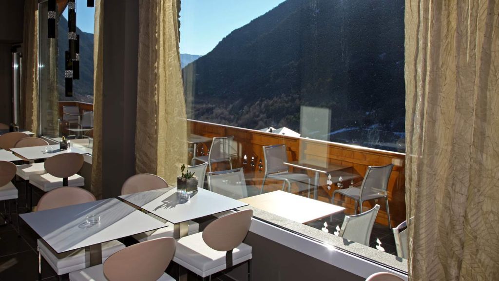 Xalet Bringue Hotel เอลเซอร์รัท ภายนอก รูปภาพ