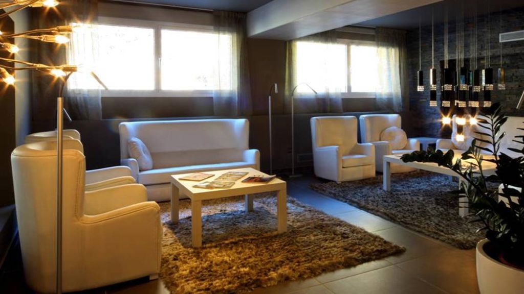 Xalet Bringue Hotel เอลเซอร์รัท ภายนอก รูปภาพ